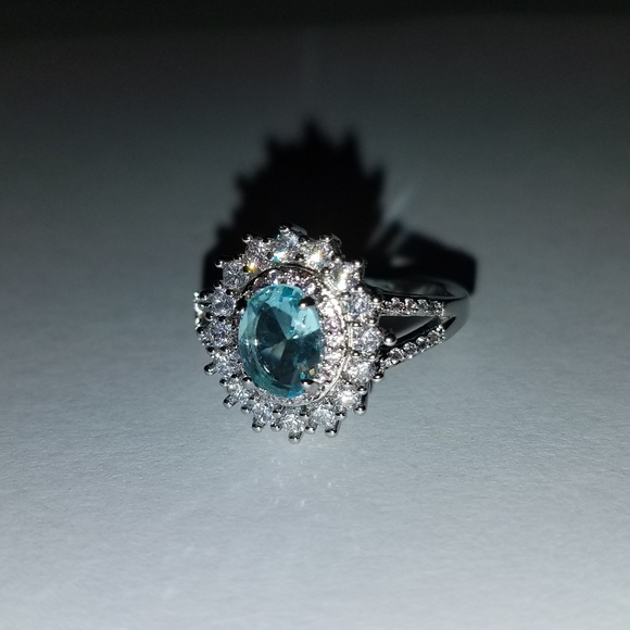 925 Silver Blue Pink White Cubic Zironia Halo Ring - Picture 4 of 7